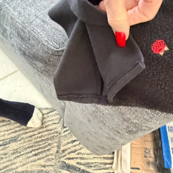 cozy retro coquette vintage VS pink embroidered Long Sleeve Sweatshirt Sz Small - Picture 9 of 9